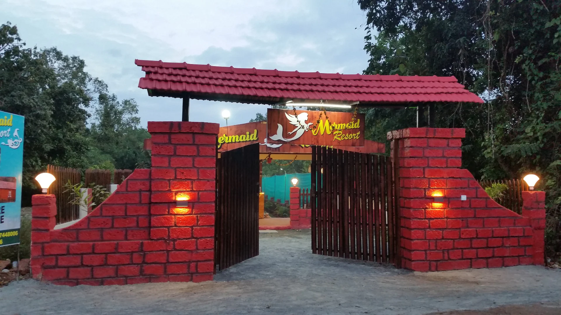 Mermaid Resort,Arambol>>Ajgaon,3 star