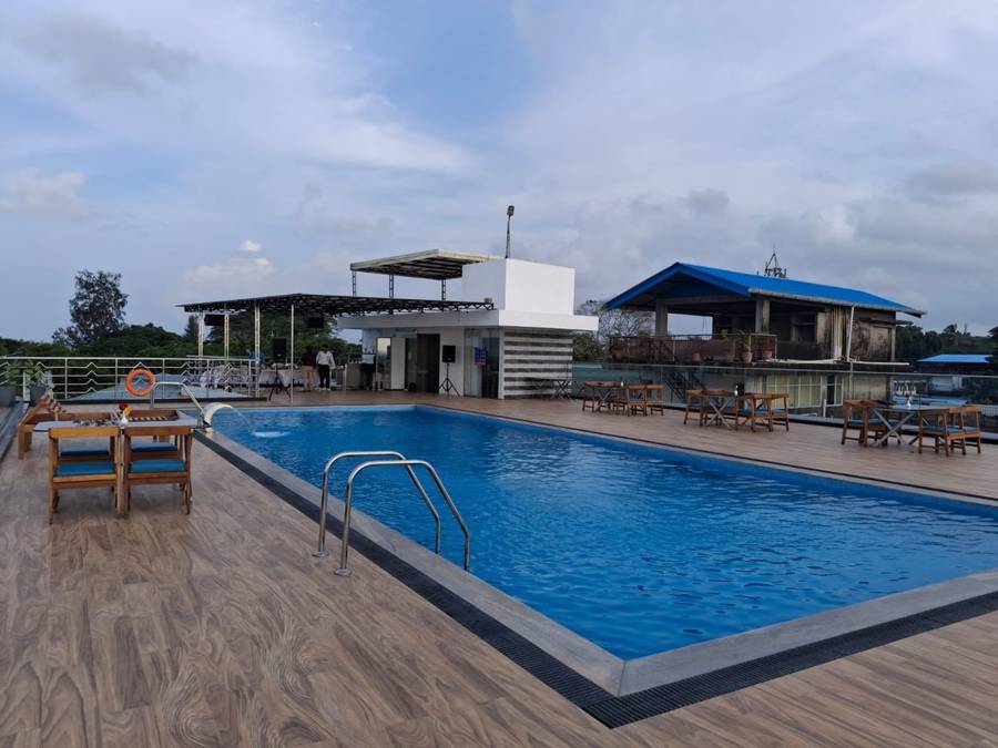 Hotel Hilltop International,Haddo,3 star