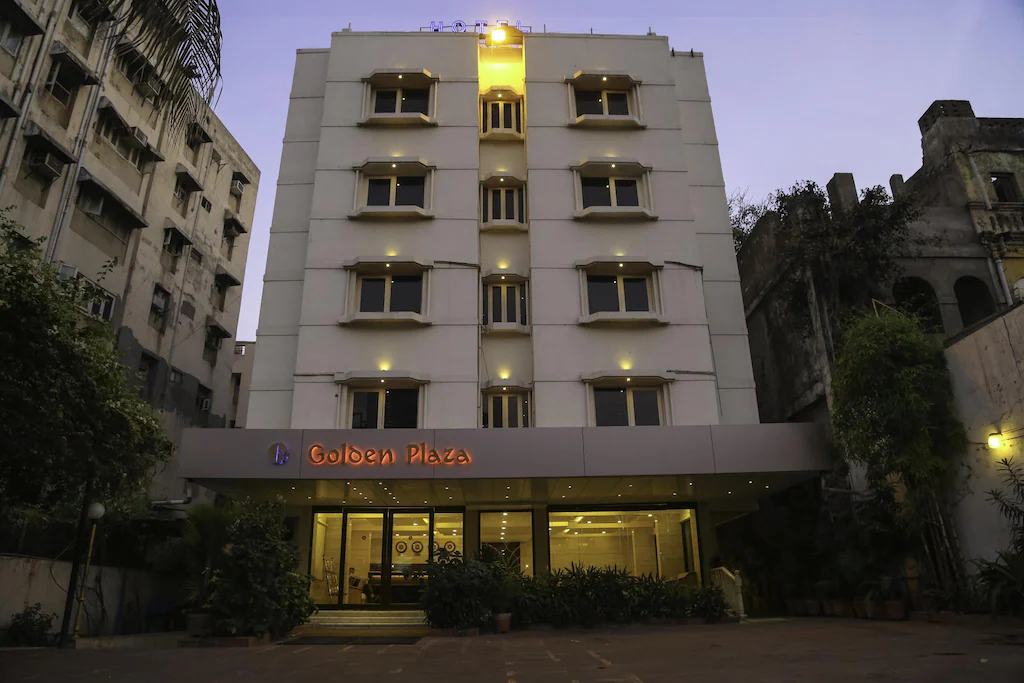 Hotel Golden Plaza