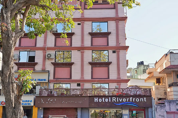 Hotel Riverfront