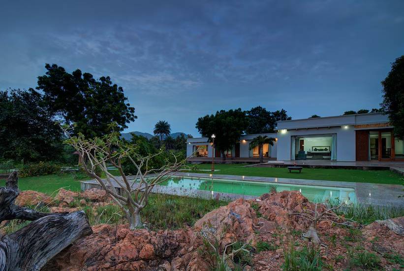 Yaan Udaipur,Eklingji Lake,5 star