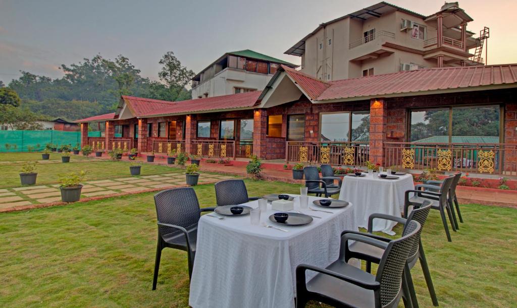 Treebo Nakshatra Cottages Mahabaleshwar