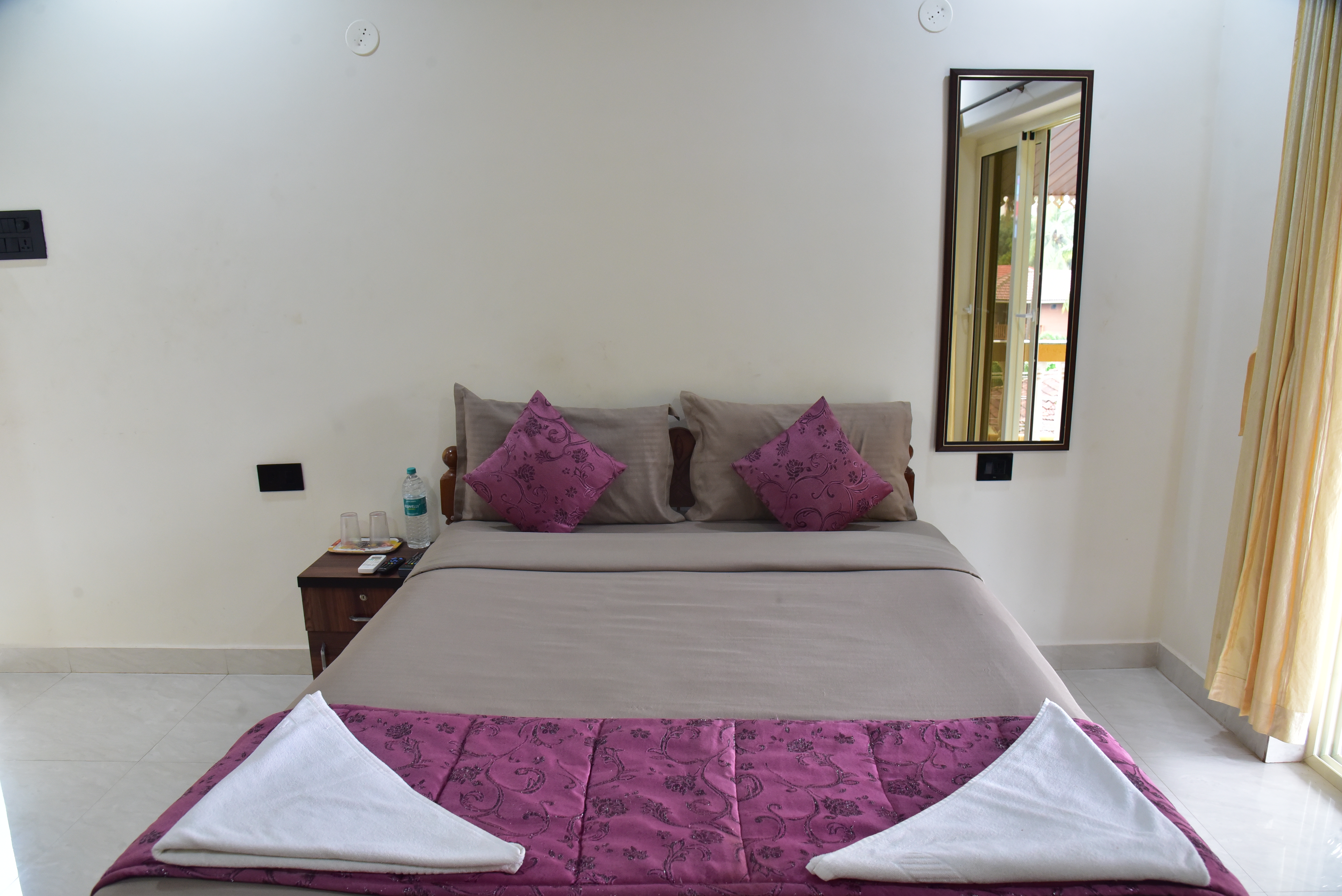 Ultimate Stay Boutique Hotel,Goa>>Calangute,2 star