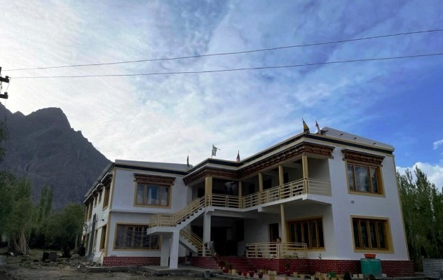 hotel nubra delight and camp