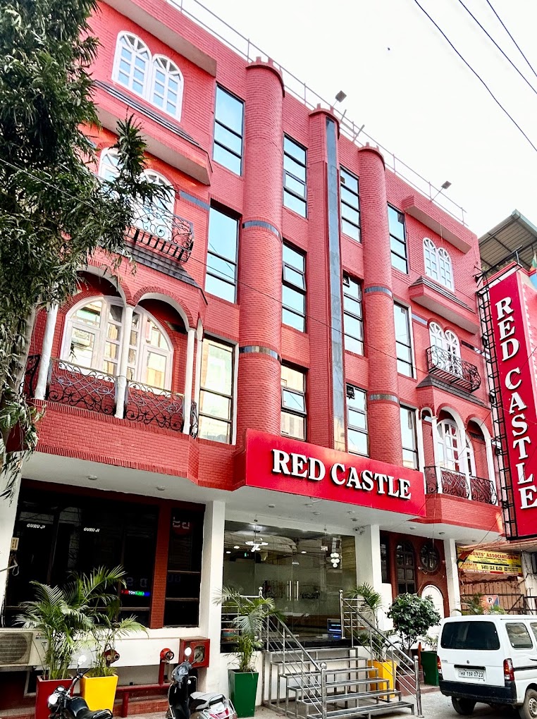 Red Castle Hotel Near Blk Hospital,Karolbagh,3 star