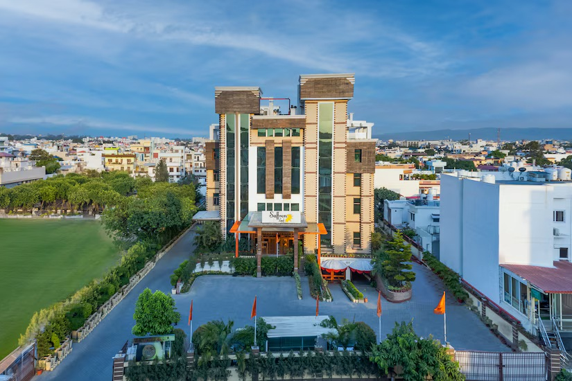 Saffron Leaf,Dehradun,4 star