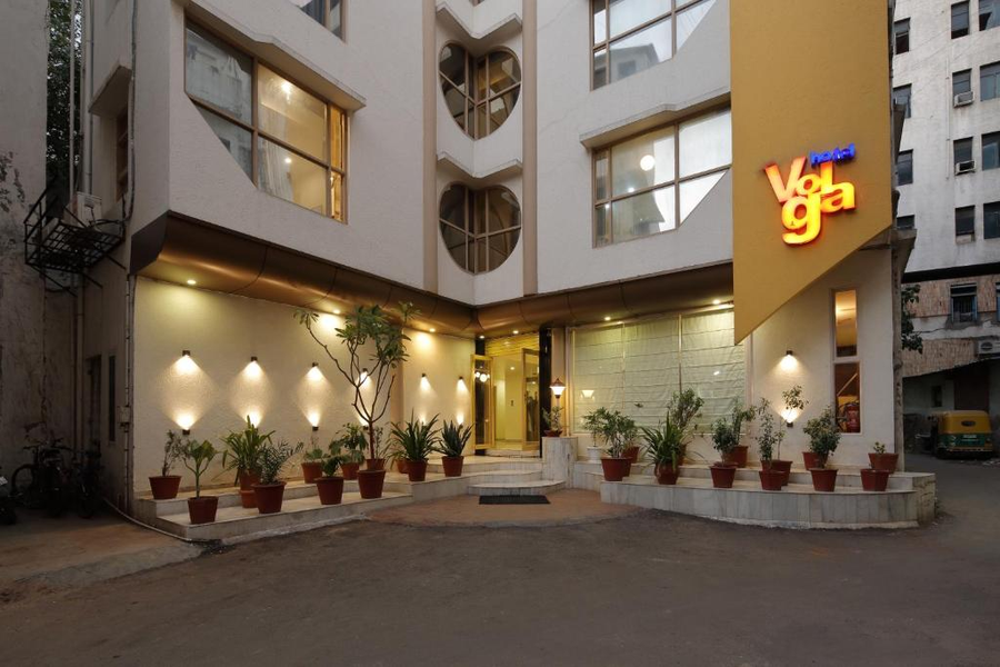 Hotel Volga,Near Nehru Bridge,2 star