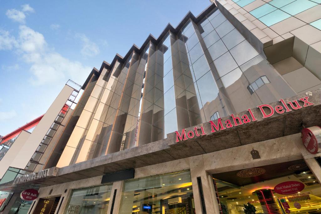 Hotel La Sapphire,Mahipalpur,3 star