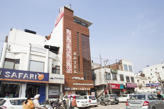Hotel Popular Amritsar,Queens Road,3 star