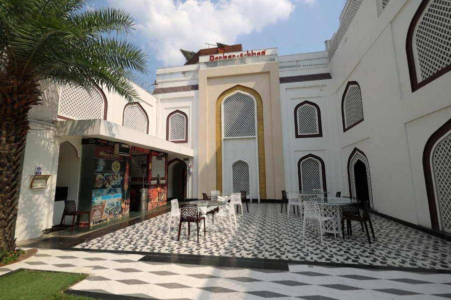 hotel darbar e khas