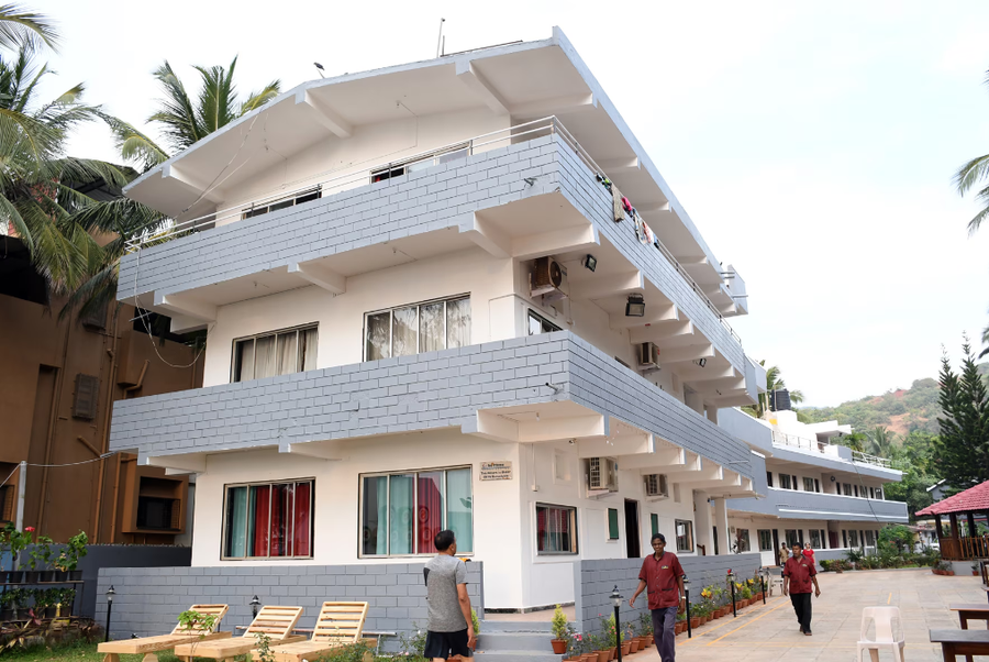 Sea Princess Beach Resort,Harnai>>Dapoli,3 star