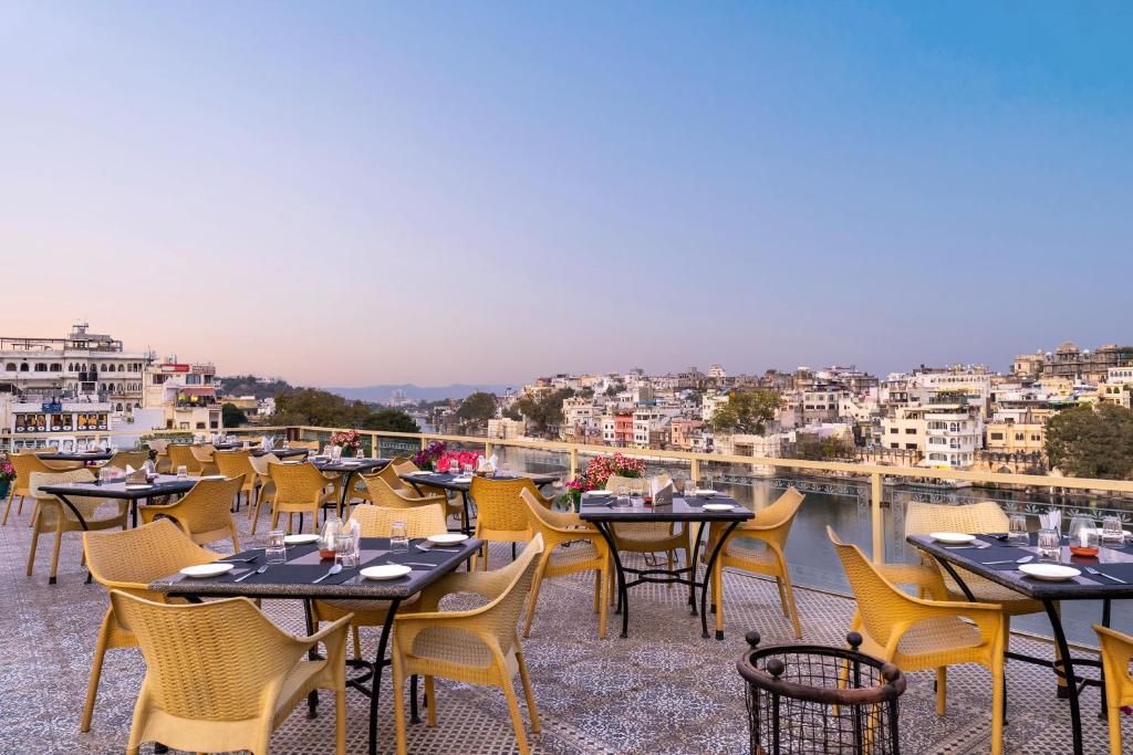 Sarovar - Lake Facing Boutique Hotel On Lake Pichola,Pichola Lake,3 star