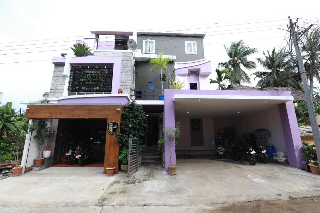 The Ideal Nest,Valangaiman, Main Rd, Near Koraivaikkal, Sakkottai, Kumbakonam,3 star