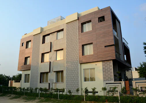 Royal Residence City Center,Huda City Center,3 star