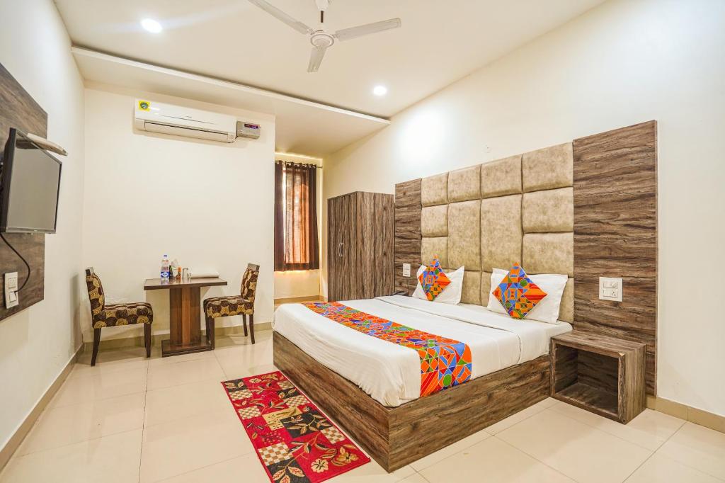 Fabhotel Grand Inn,Near Damoria Pull, Railway Station, Jalandhar, India, 144001,3 star