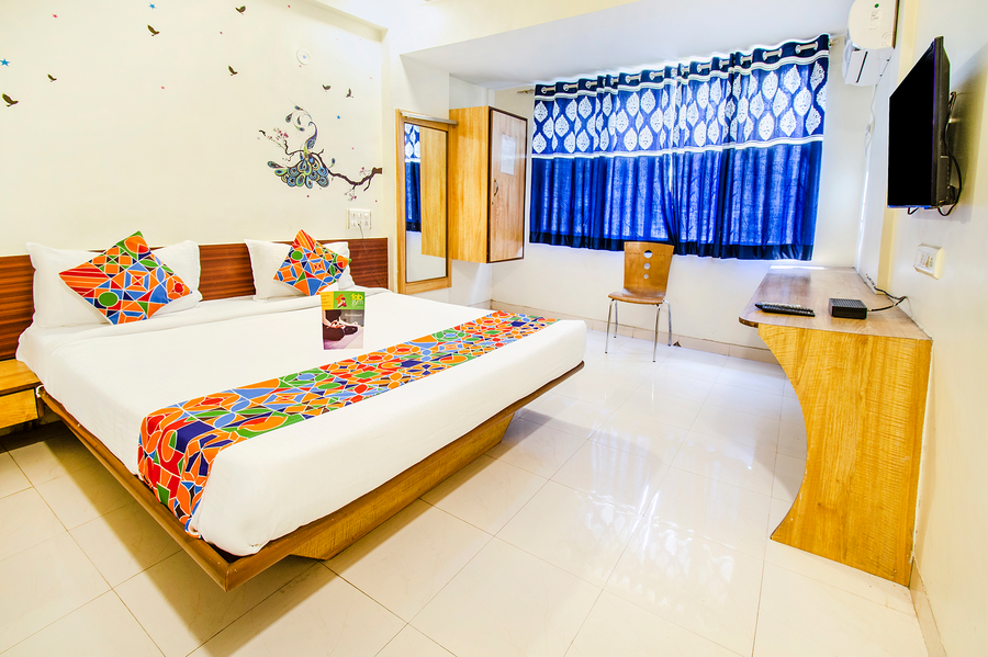 room-image
