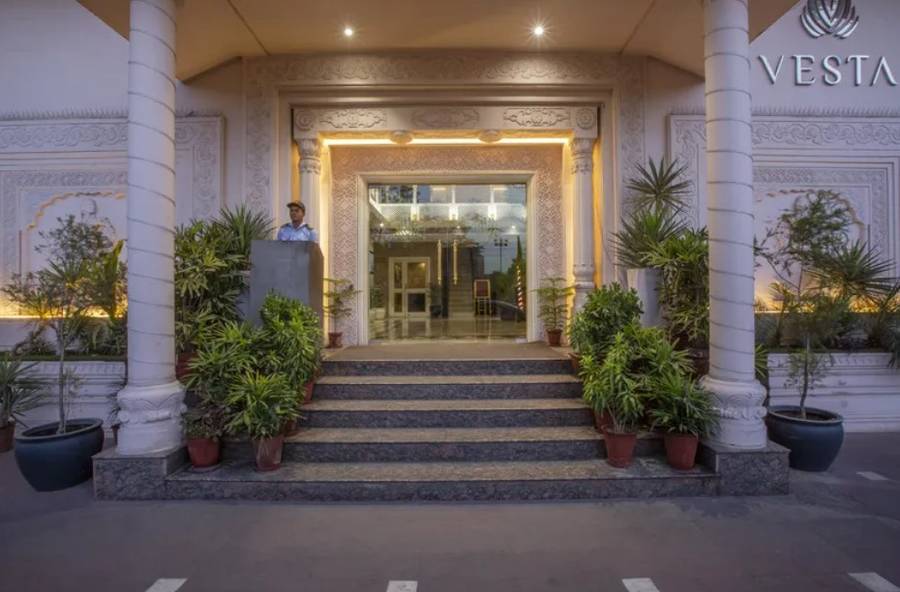 Vesta Maurya Palace,Mi Road,4 star