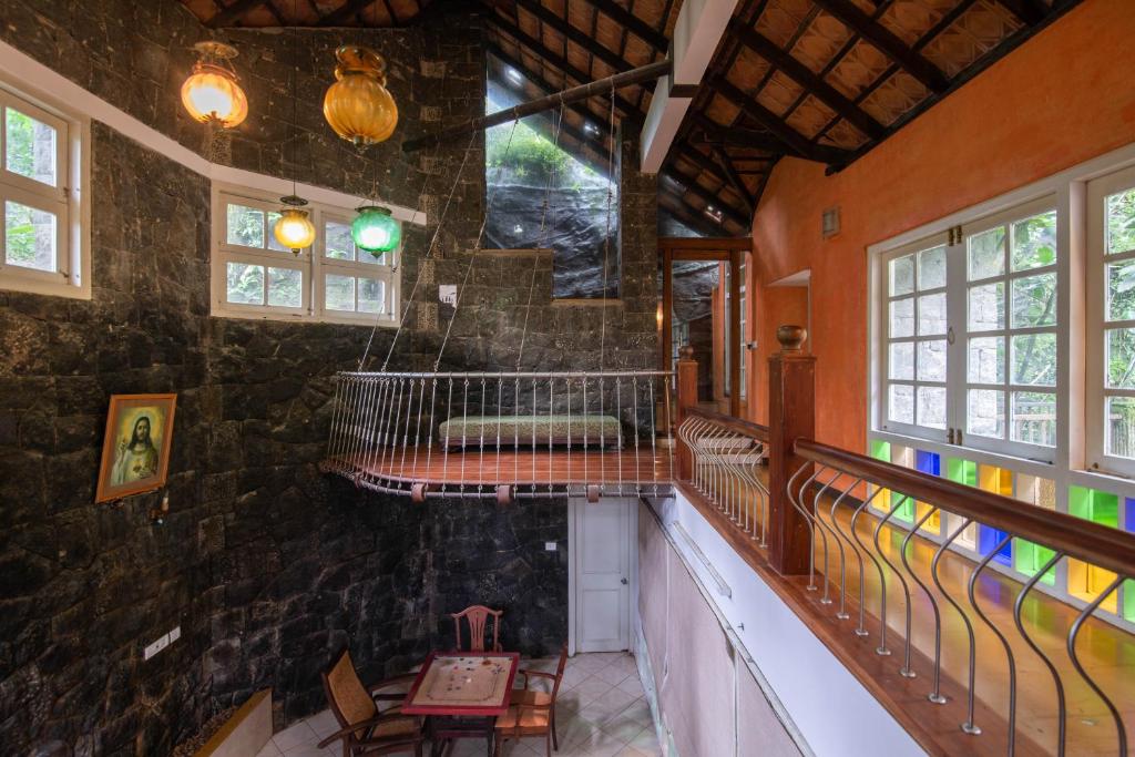 Mystic Mayapott,Kattappana,5 star