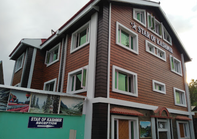 Hotel Star Of Kashmir,Badgam>>Srinagar,3 star