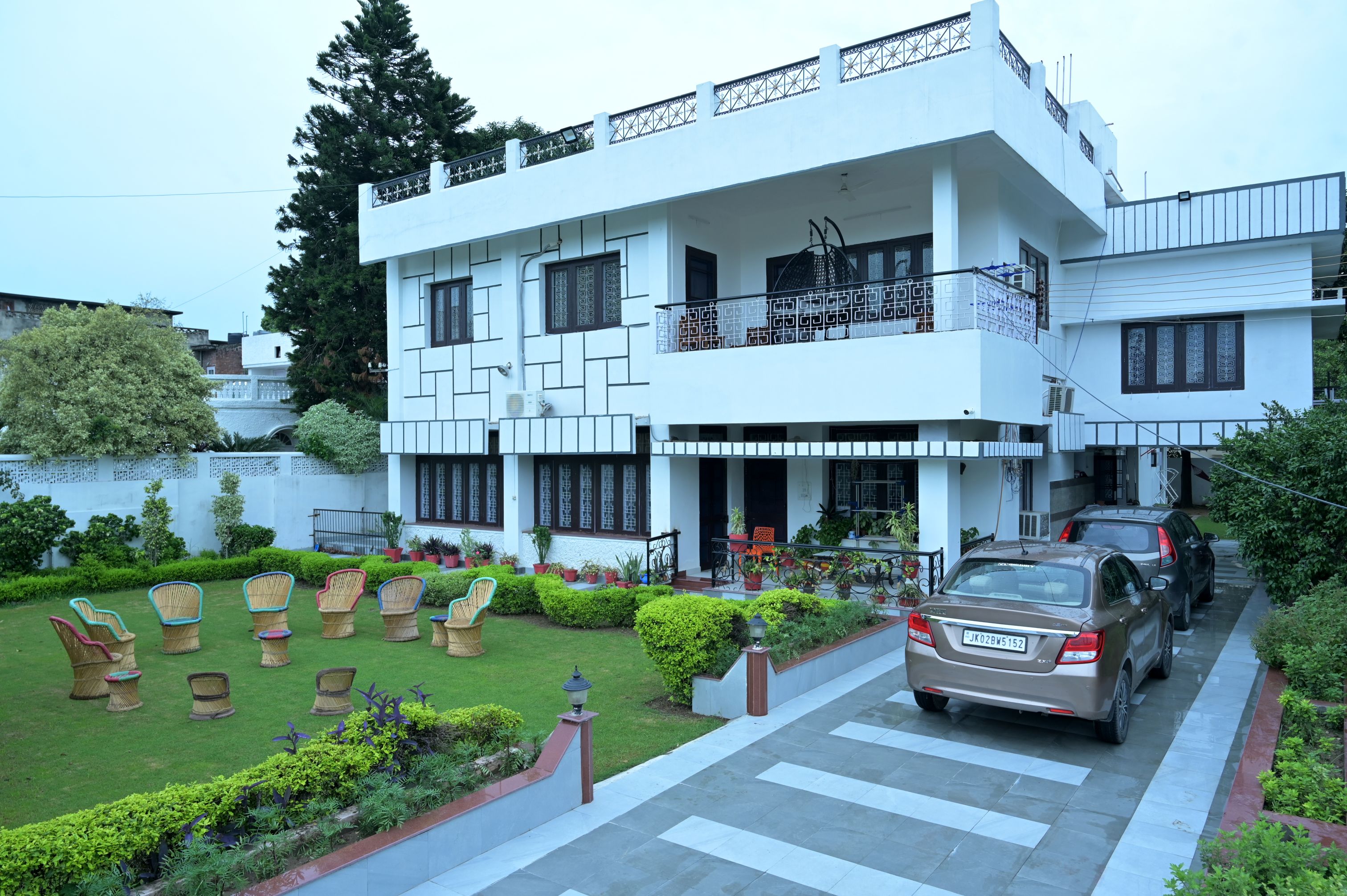 Dhairya Villa, Gandhi Nagar