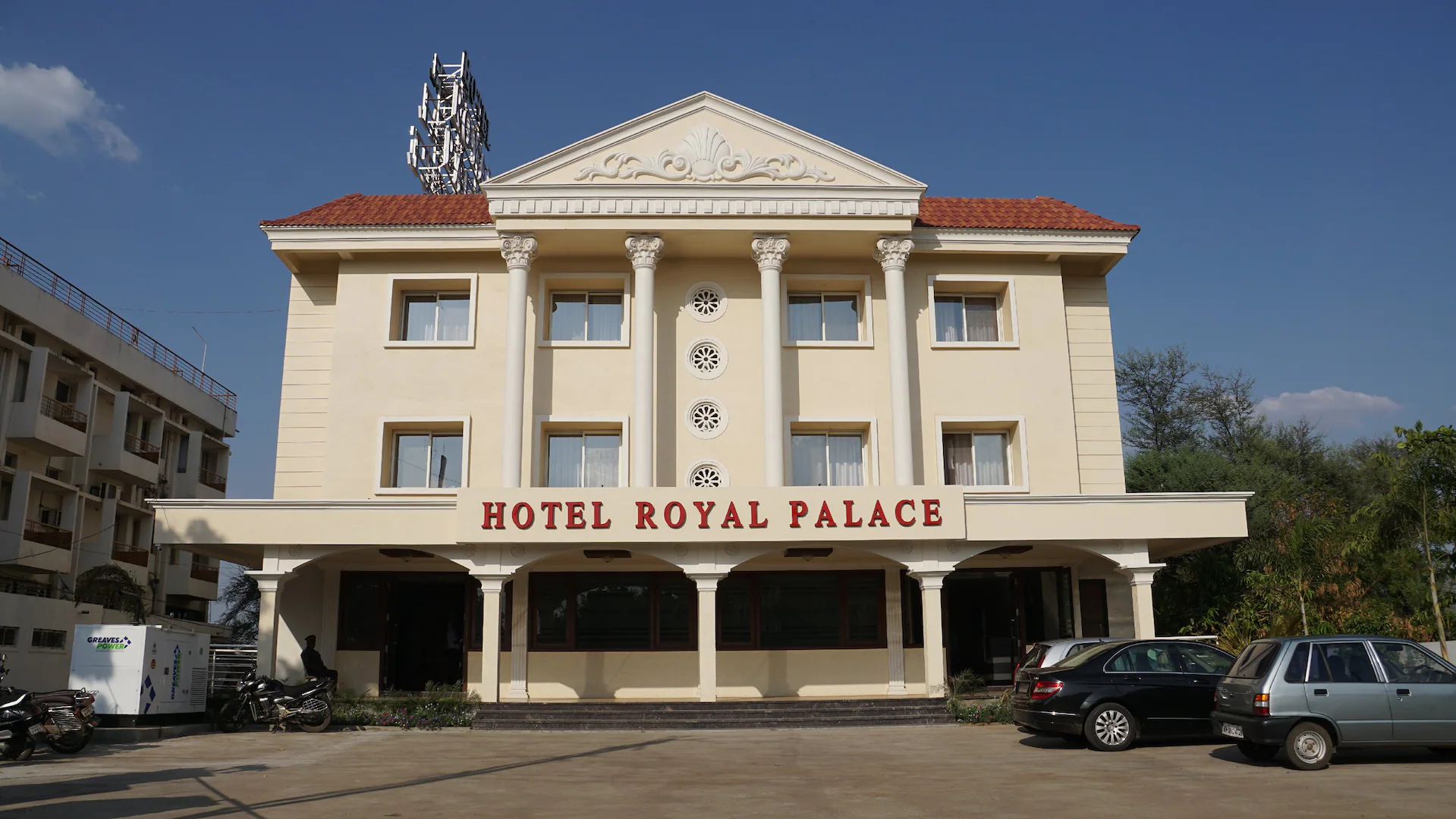 Hotel Royal Palace