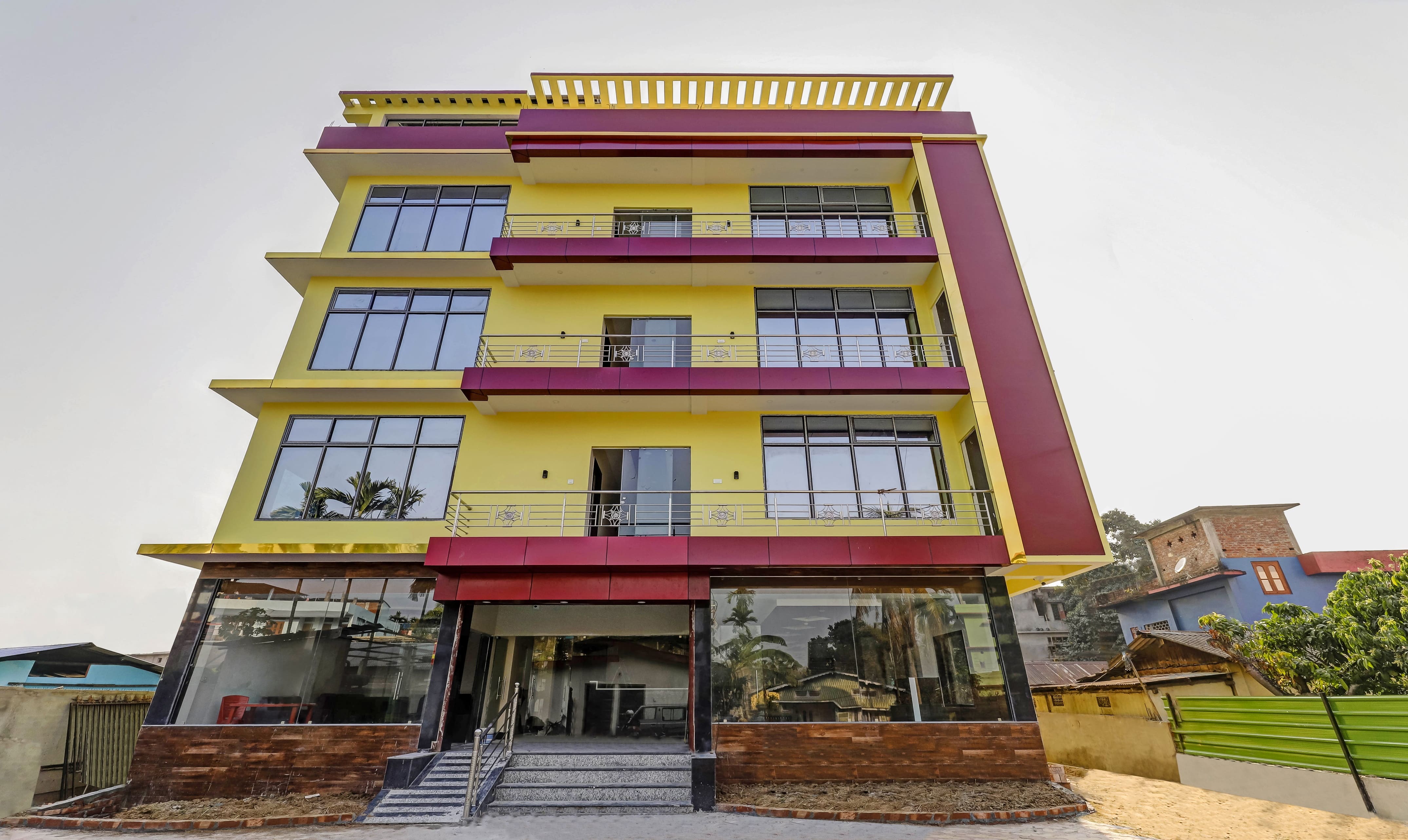 Treebo Hotel Mobi Vip Airport,Vip Airport Road , Borjhar, Guwahati, Assam,3 star