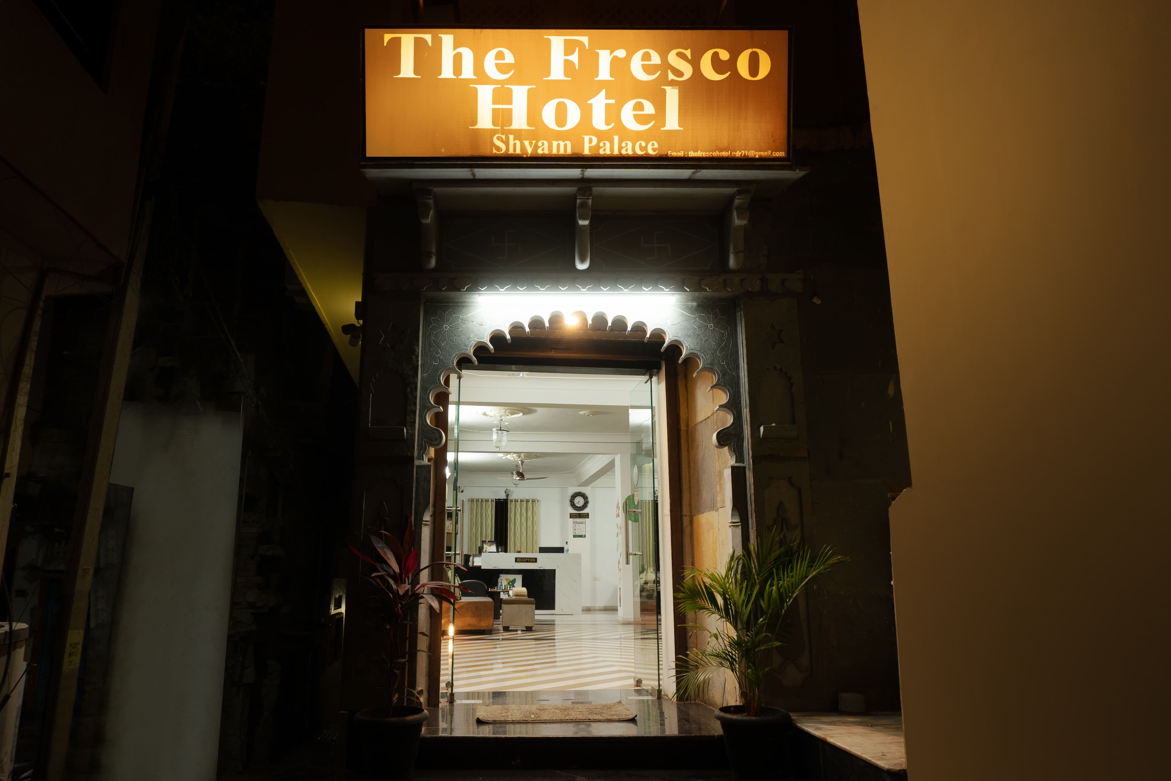 Treebo The Fresco Lake Pichola,Rajasthan>>Udaipur,3 star
