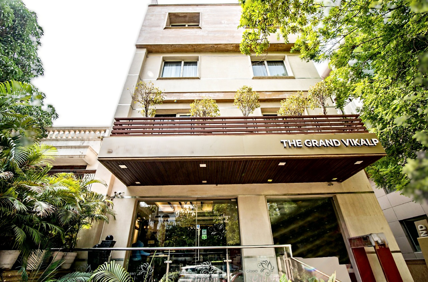 The Grand Vikalp By Saga Hotels