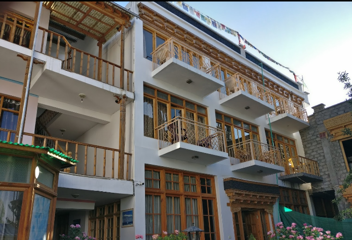 jigmet hotel