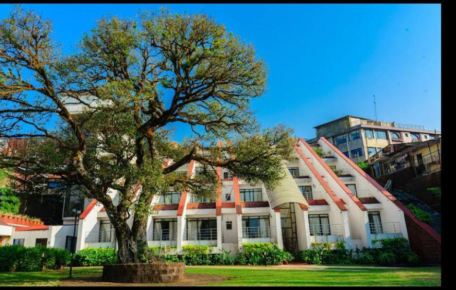 Valley View Beacon Resort, Mahableshwar, Central Mahabaleshwar, Mahabaleshwar,4 star
