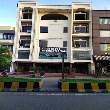 Abhi International Hotel,Improvement Trust Road, Near Peer Baba Chowk, Near Patel Chowk, Patel Nagar, Pathankot, Punjab 145001,3 star