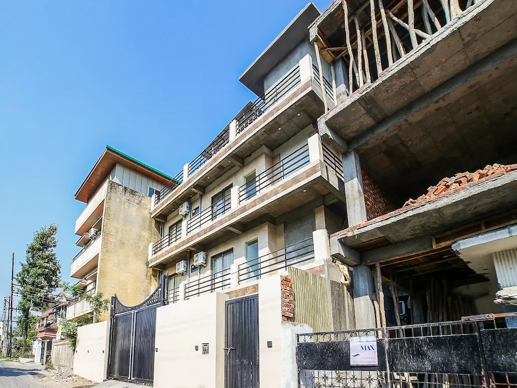 Hotel O Status Inn