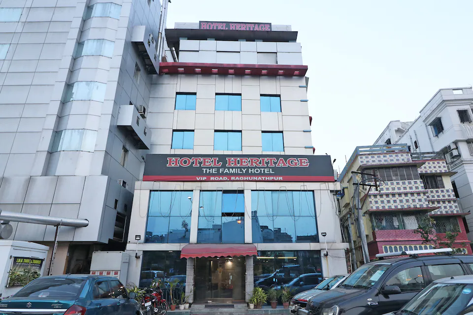 Capital O 1481 Hotel Heritage,0, Vip Road, Raghunathpur, Beside Spandhan Hospital, Kolkata, West Bengal 700059,3 star