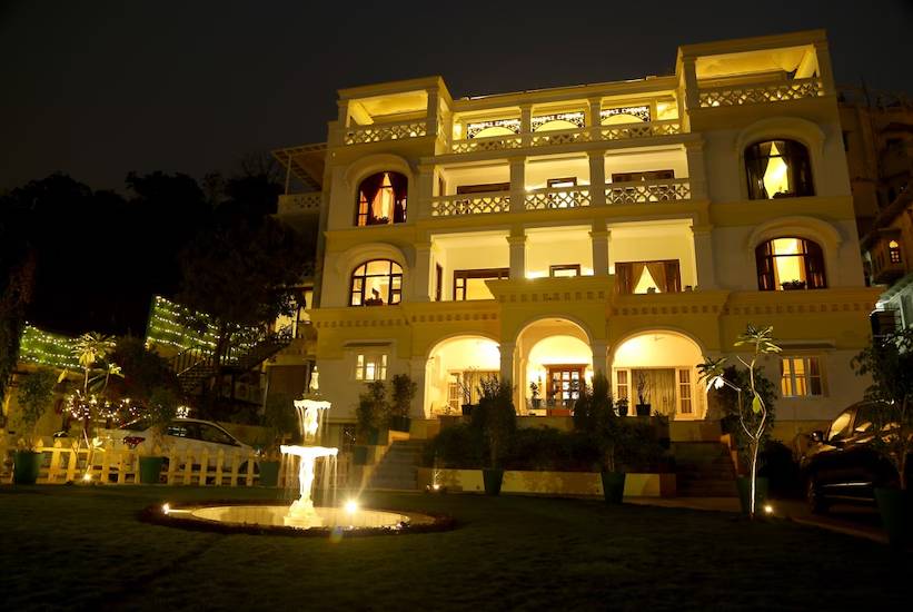 Brahma Niwas - Best Lake View Hotel In Udaipur,Swaroop Sagar Lake,4 star