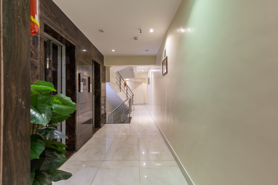 Hotel Ashyana,Grant Road,3 star