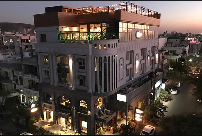 Hotel Kings Corner,Raja Park,3 star