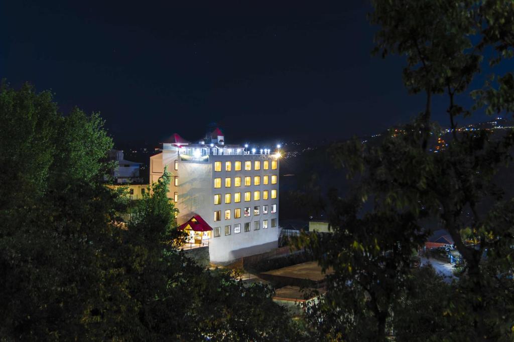 Regenta Resort Mars Valley View Shoghi,Dooh, Shoghi,4 star