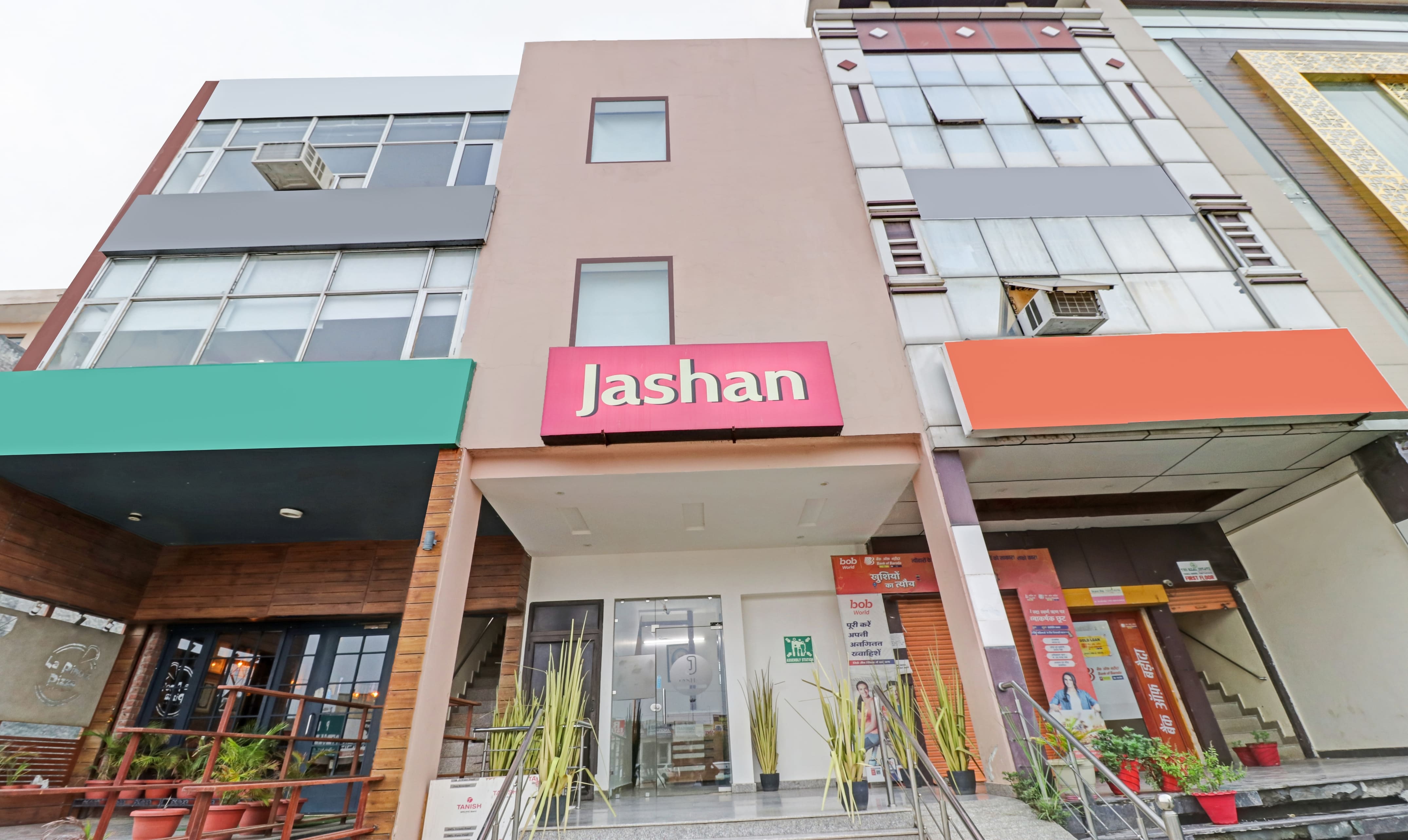 itsy hotels jashan