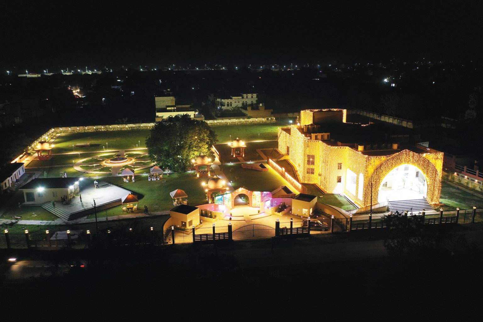 Hotel Buddha Theme Park