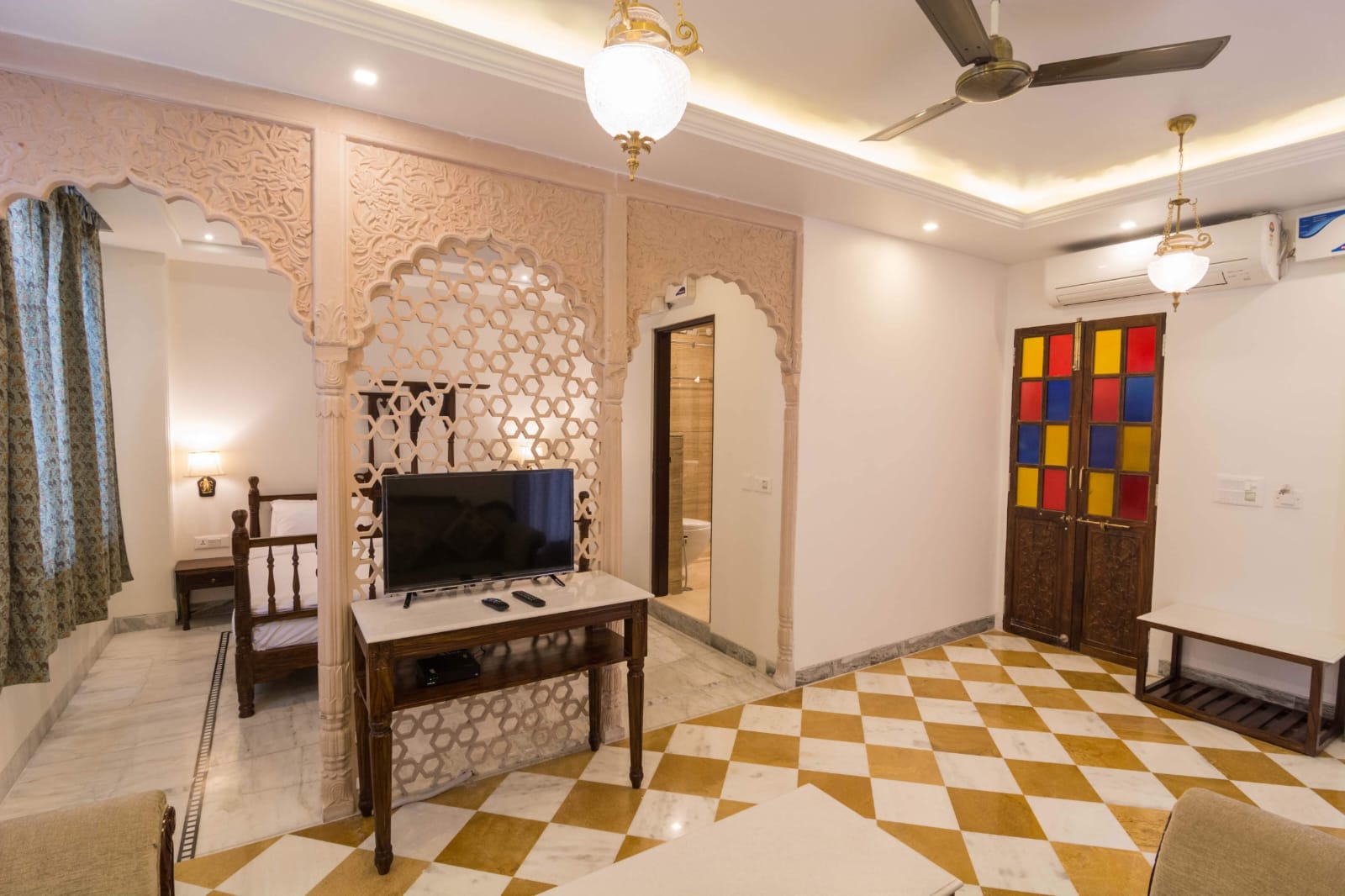 room-image