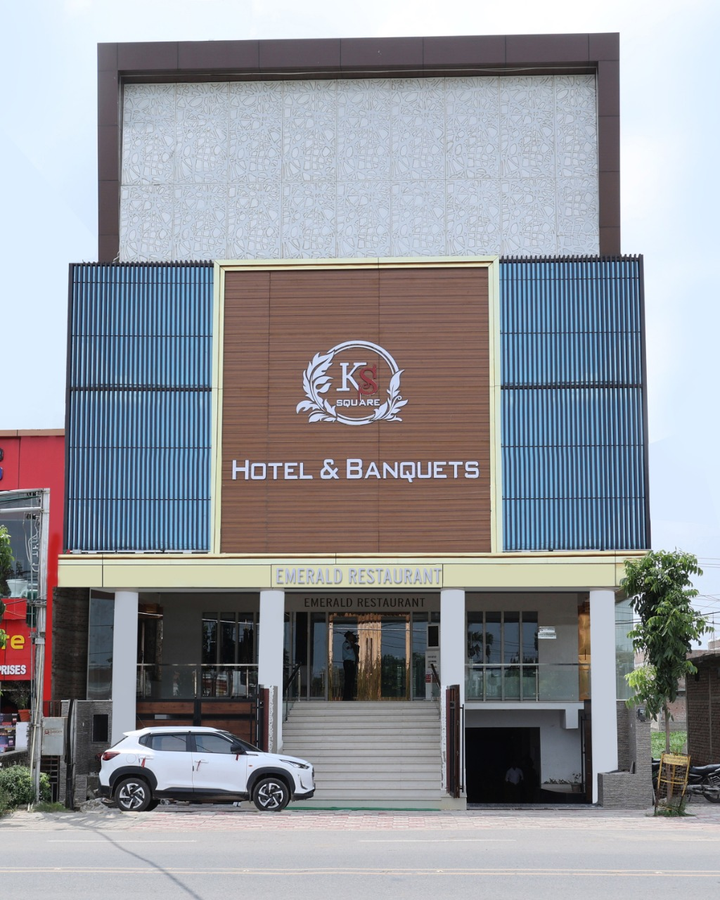 Ks Square Hotel,Jalla Wale Hanuman Mandir, Begampur, Patna, Bihar 800009,4 star
