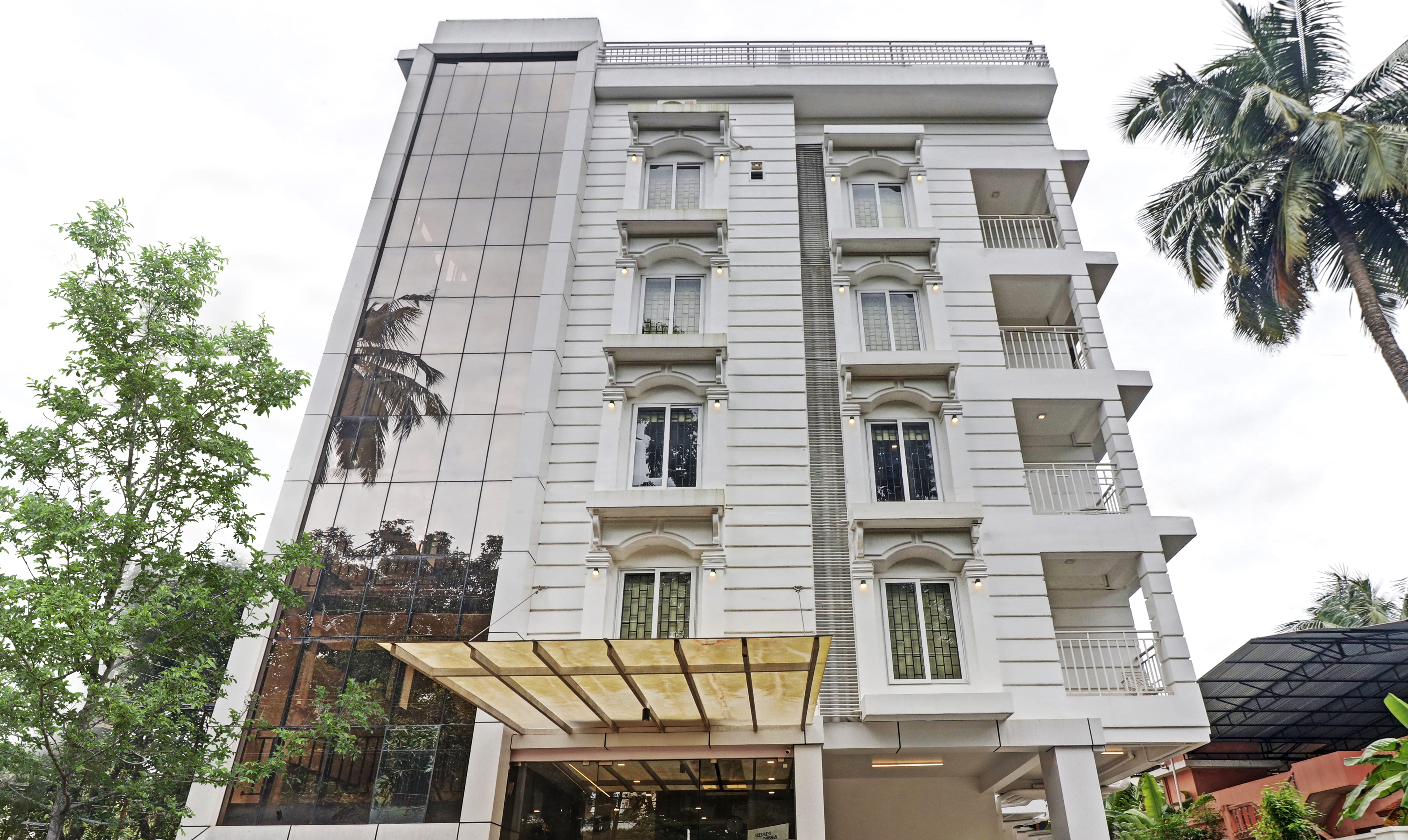 Treebo Sreepathi Mayoogha,Guruvayur>>Chavakkad,3 star