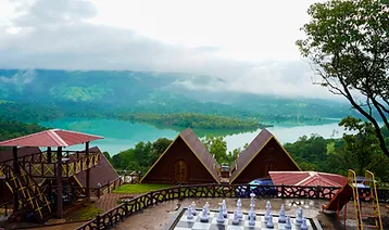Brownstone Resort,Tapola Road,3 star