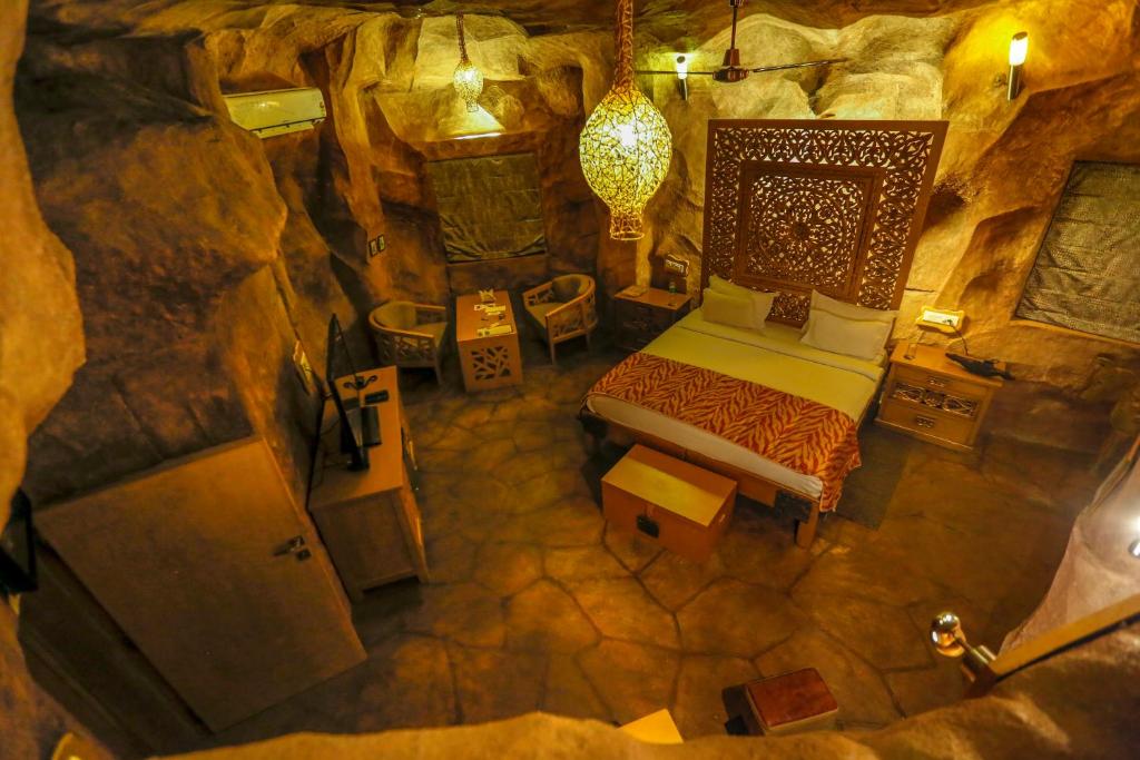 room-image
