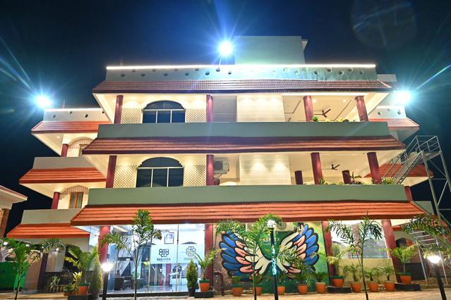 Basanta Convention,Plot No.2366, Near Remuna Golie, Ganeshwarpur, Remuna, Dist. Balasore, Odisha-756019,3 star