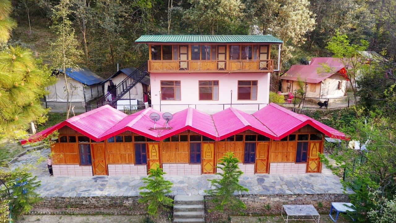 Nature Treat Resort,Chail,3 star