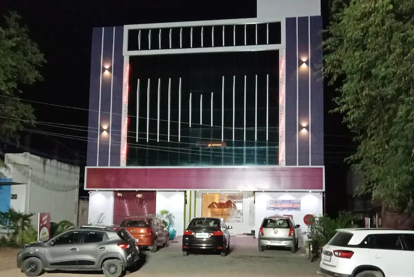 Hotel Grand Lpm,Theni,2 star