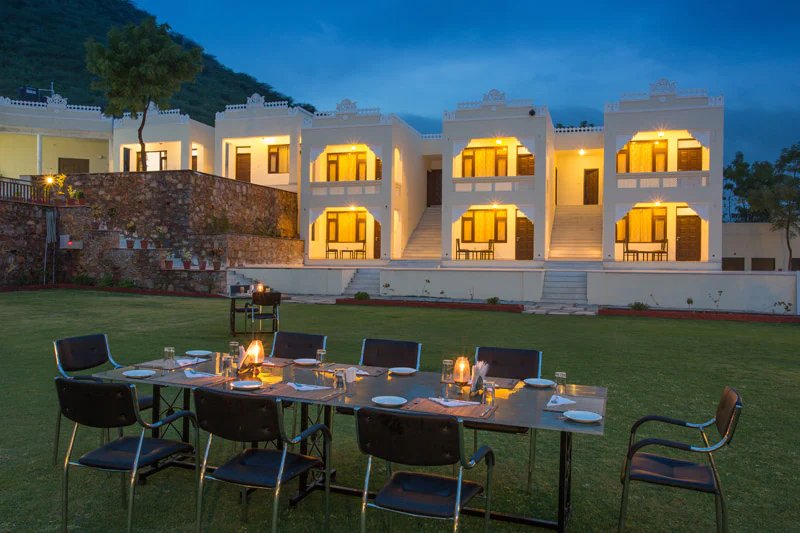 Hill Garden Resort,Opp Nessa Valley Apartments, Inside Jethi Farm, Jublee Hills, Badi Maheshwari Street, Udaipur, Rajasthan 313001,4 star