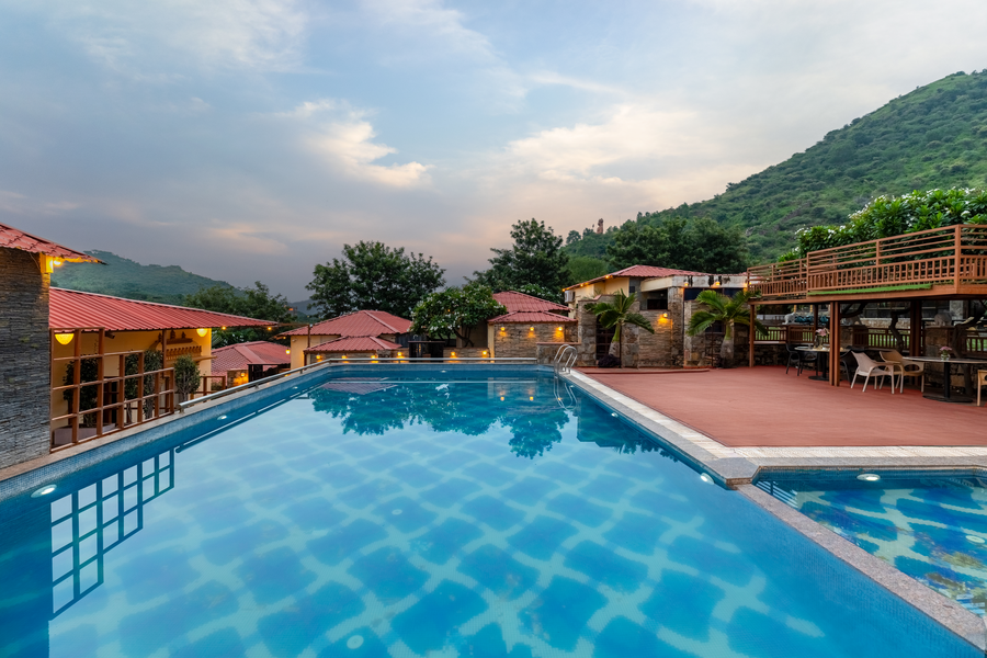 Vijaygarh Resort & Cottages With Private Pool,Shilpgram,3 star