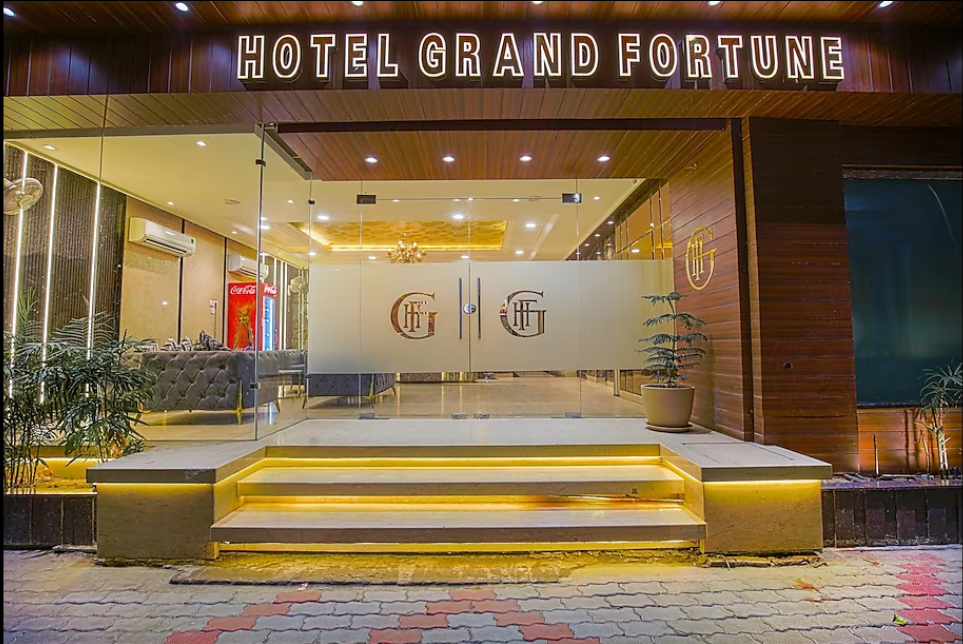 Hotel Grand Fortune,Queen's Road,3 star